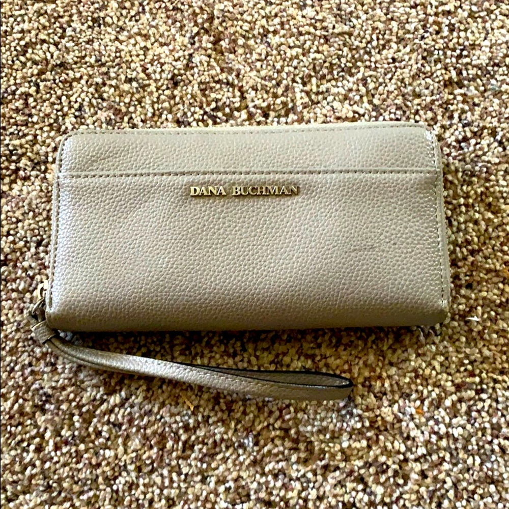 Dana Buchman wristlet